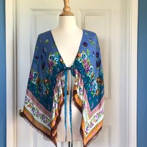 Betsy Johnson kimono top, gold label
